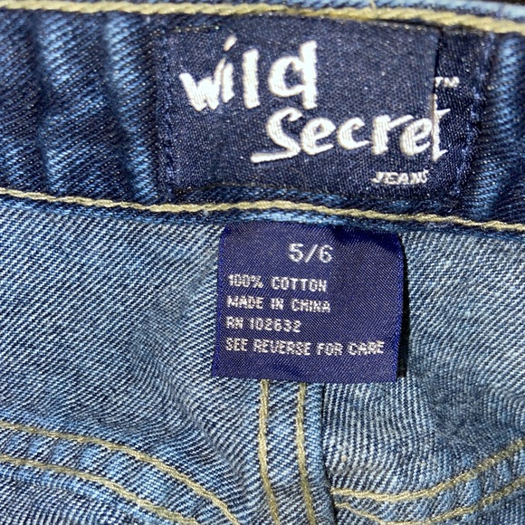 Vintage 90s Wild Secret Studded Dark Wash flare jeans - Picture 10 of 12